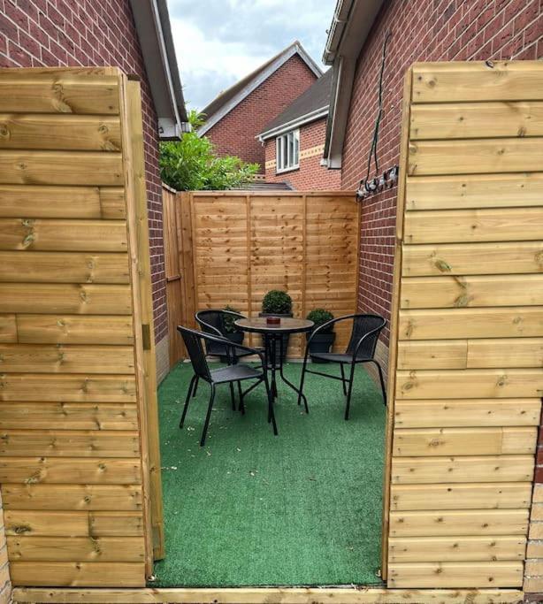 Ferienwohnung Tranquil Haven Retreat Lexden Exterior foto